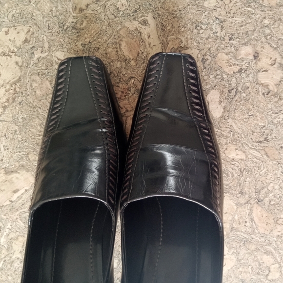 Franco Sarto Brown Bootie Shoes 8 - Picture 2 of 9